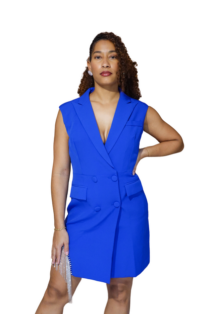 Robe blazer sans manches bleu électrique avec détails scintillants – Élégance audacieuse pour vos soirées