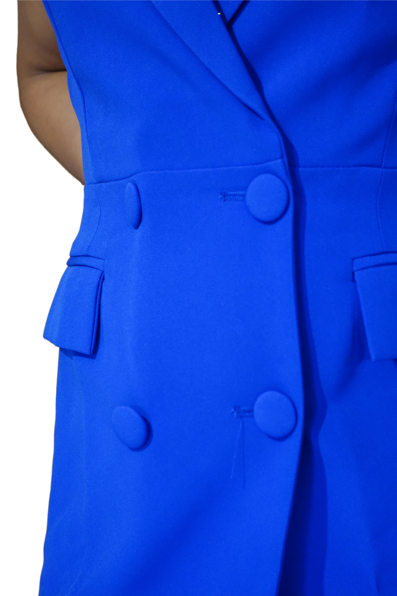 robe blazer sans manches bleu électrique avec détails scintillants – élégance audacieuse pour vos soirées